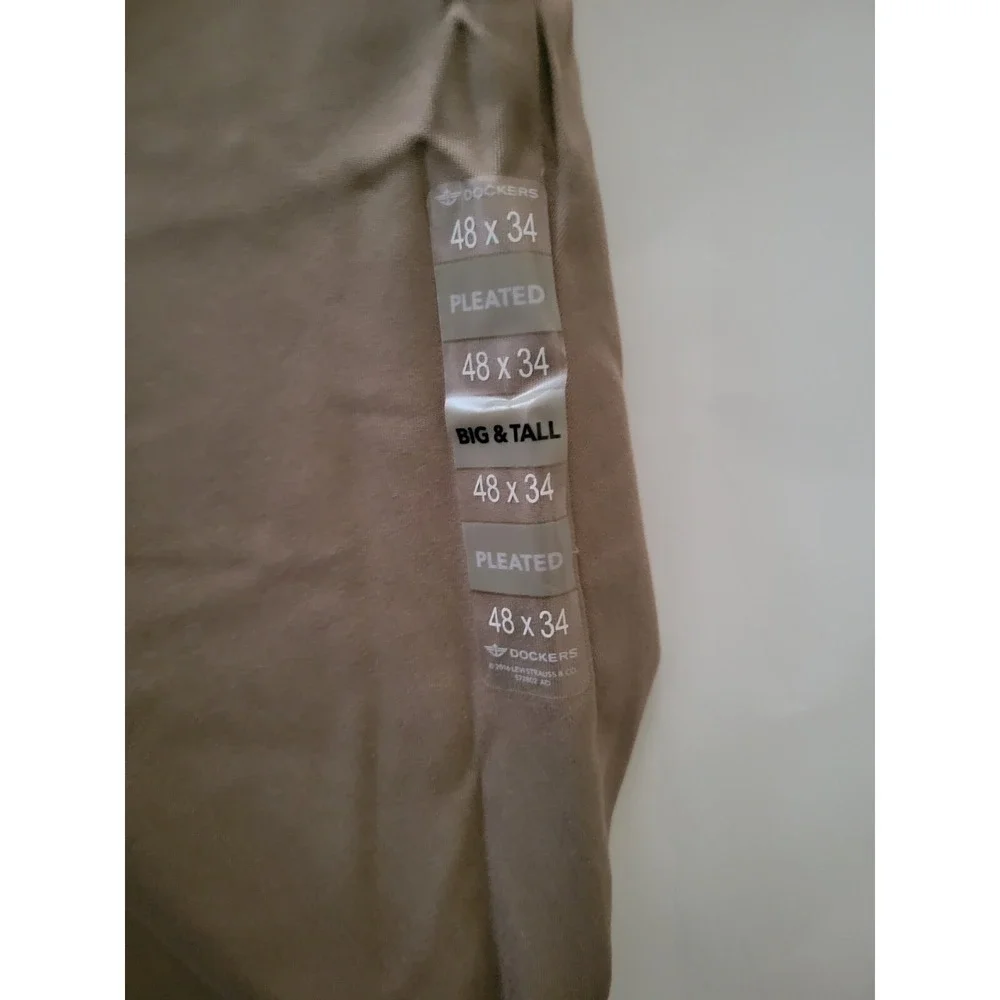 Dockers Signature Khaki Cotton Stretch Classic Fit Pleated Pants Sz: 48 X 34 NWT